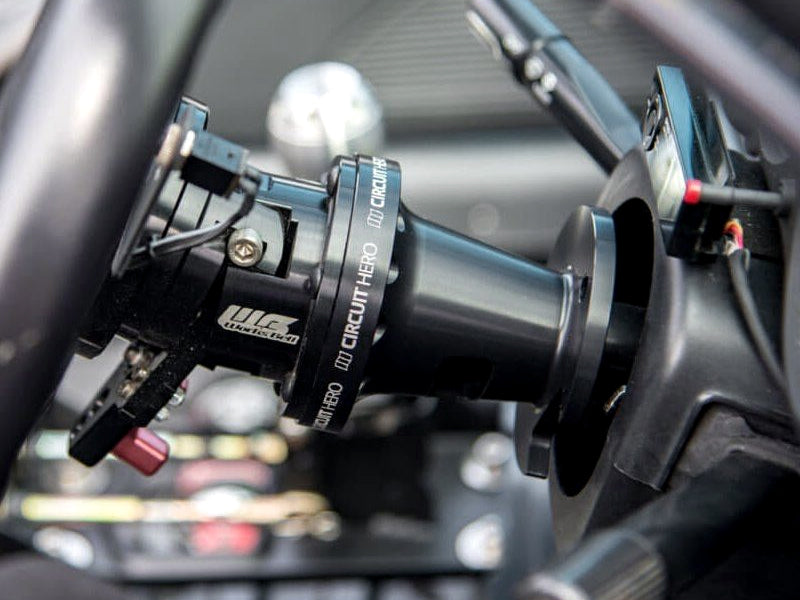 Circuit Hero Steering Wheel Hub - Black (92-95 Civic / 94-01 Integra)